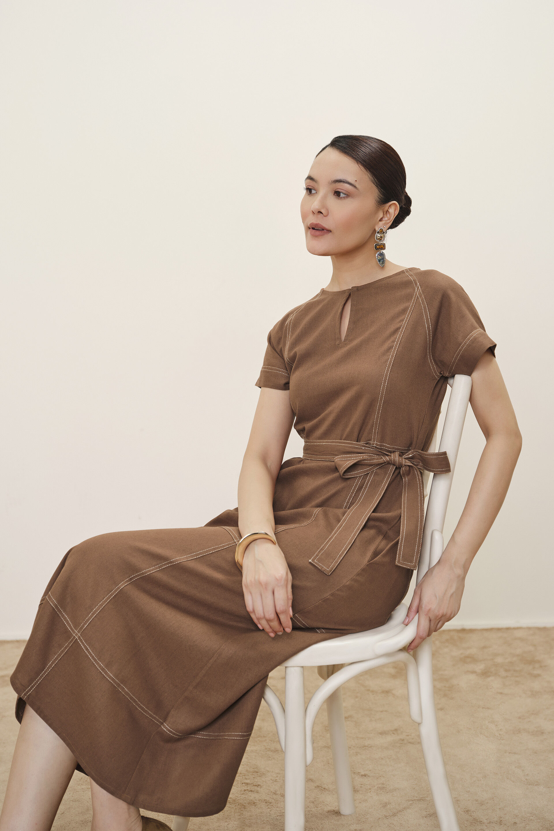 The Classic Brown Dress, Brown, image 3